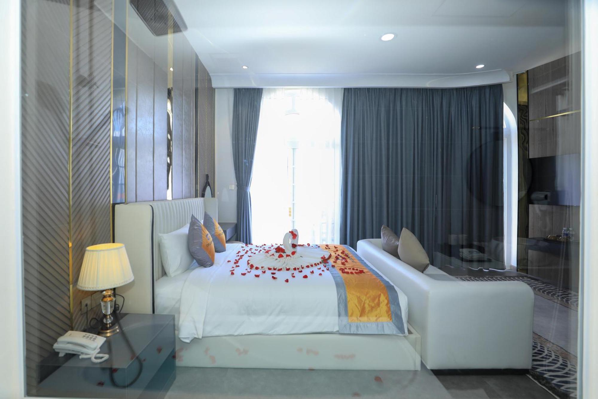 Premium Cgp Hotel Hoi An Exterior photo